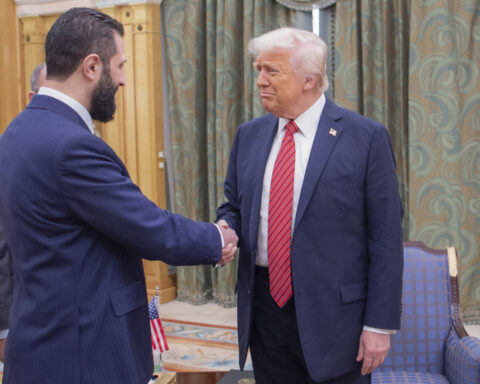 Trump meets with Syria's interim president, a first between the nations’ leaders in 25 years