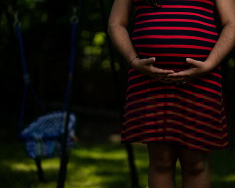 Pregnant immigrants warily eye US Supreme Court birthright citizenship case