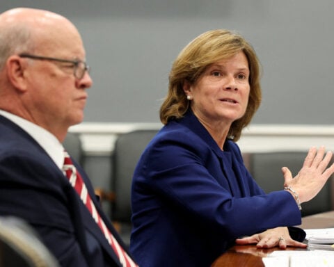 US judges warn of threats, ask Congress for more security funding
