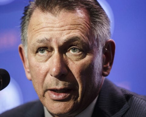 Los Angeles Kings hire former Red Wings, Oilers exec Ken Holland to be their general manager