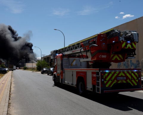 Fire breaks out at chemicals warehouse in southern Spain
