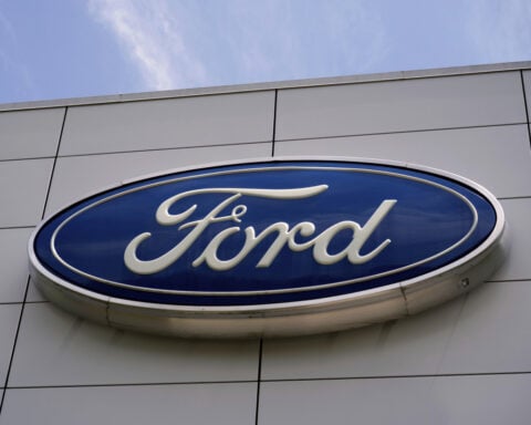 Ford recalls nearly 274,000 Navigator and Expedition SUVs due to risk of loss of brake function