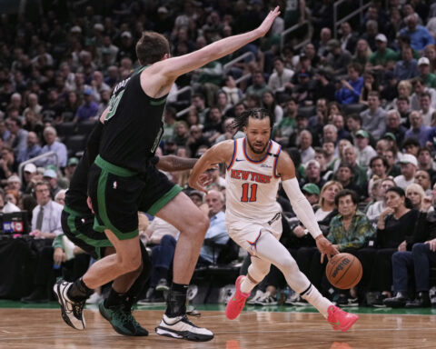 White scores 34 to help Celtics stave off elimination with 127-102 Game 5 win over Knicks