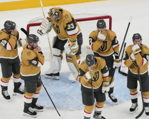 Oilers beat Golden Knights 1-0 in OT in Game 5 to reach Western Conference finals