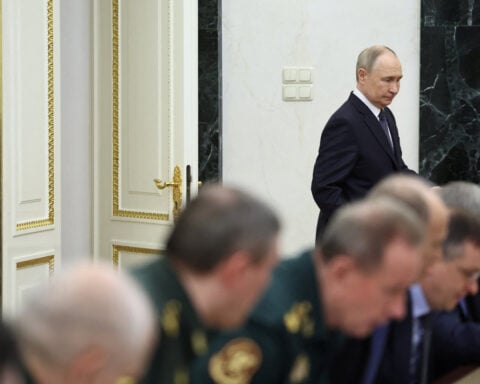 Putin discussed Ukraine talks with Russia's most senior officials