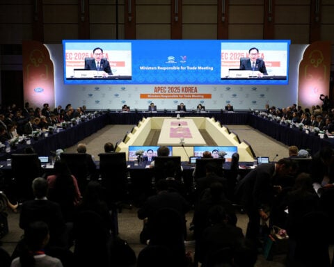 APEC warns of stalling trade due to tariffs as China, US officials meet