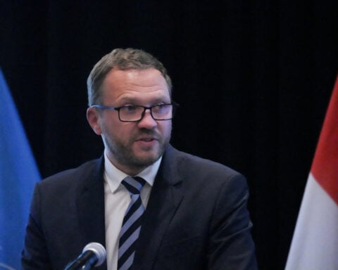 Estonia says Russia sent jet after attempt to stop sanction-breaking ship