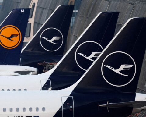 Airlines suspend flights to Israel after Houthi attack on airport