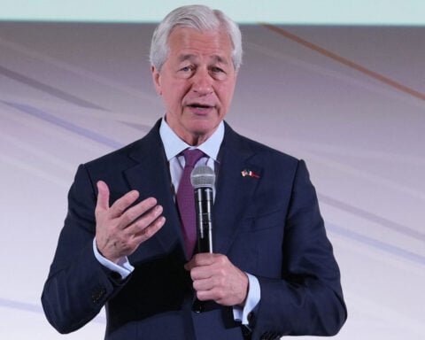Jamie Dimon continues to warn of recession, despite pullback in China tariffs
