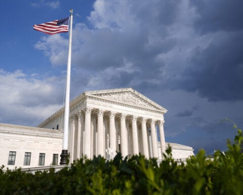 Supreme Court revives lawsuit over fatal Texas police shooting during traffic stop for unpaid tolls