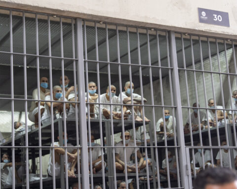 Senate rejects Democratic measure to force more transparency on deportations to El Salvador