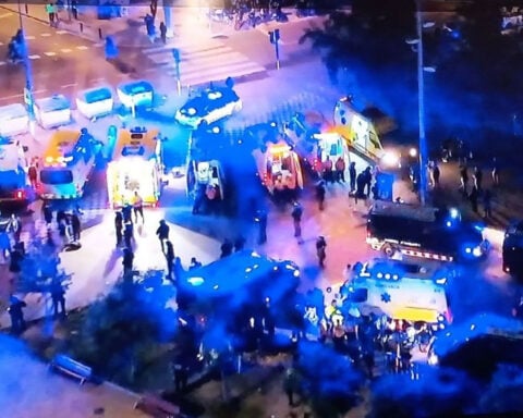 At least 13 people injured as car drives into crowd outside FC Barcelona-Espanyol match. Police say it’s ‘accidental’