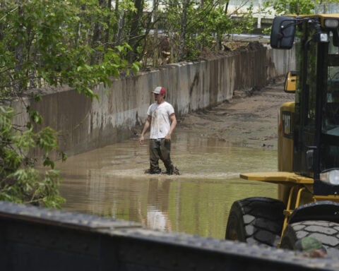 FEMA's acting chief says agency will shift more disaster recovery responsibilities to the states