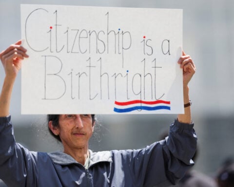 US Supreme Court grapples with Trump bid to restrict birthright citizenship