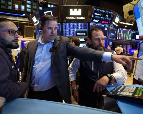 Retailers set to give tariff view as US stock market roars back