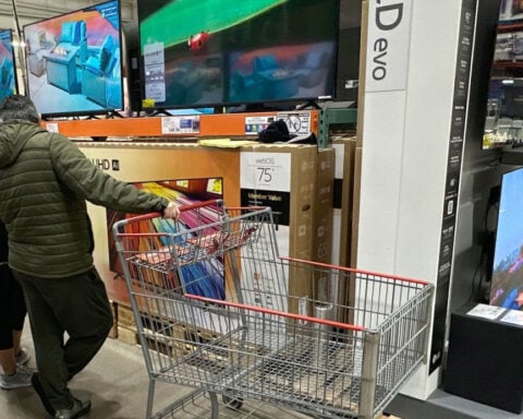 Americans’ optimism about the economy is at a near-record low
