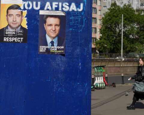 What you need to know about Romania's presidential run-off vote