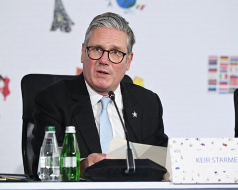 Europeans and Zelenskiy agree Russian stance is 'unacceptable', Starmer says