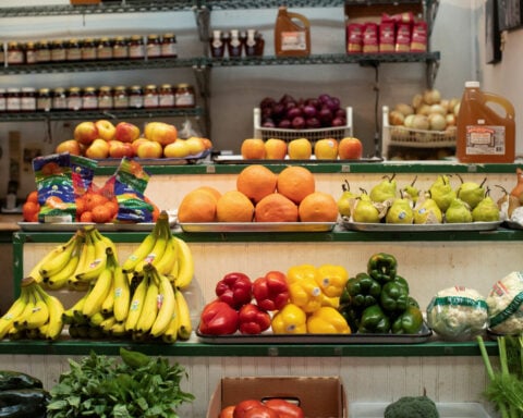 US consumer sentiment deteriorates further in May