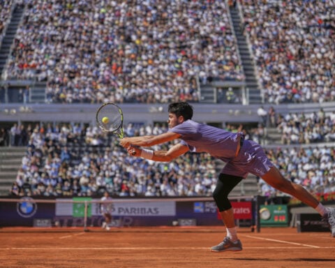 Alcaraz advances to his 1st Italian Open final, will face Sinner or Paul for the title