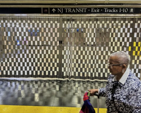 Strike by New Jersey Transit train engineers leaves some 100,000 commuters in the lurch