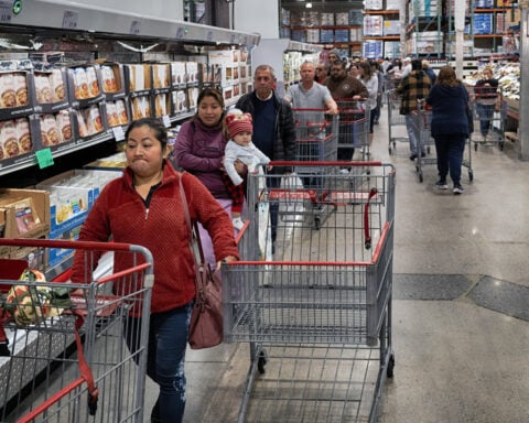 US consumer sentiment slides to 3-year lows as trade war raises inflation anxiety