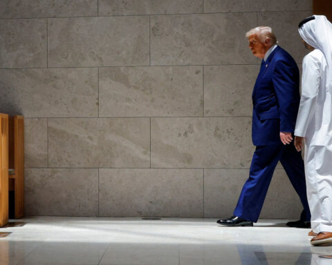 Gulf states use opulence and flattery to win Trump's heart