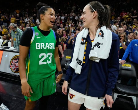 Fever veterans getting acclimated to new experience with Caitlin Clark in basketball-rich Indiana