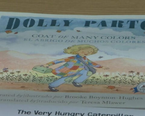 Dolly Parton's Imagination Library Faces Uncertain Future in Washington State