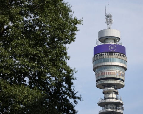 BT nears deal to sell TNT Sports stake to Warner Bros Discovery, FT reports
