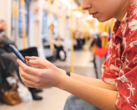 ‘Bare beating’: The annoying public transport trend driving commuters crazy