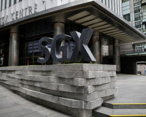 Some Chinese companies eye Singapore listings to expand markets amid trade war