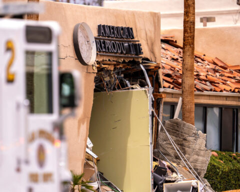 Bomb kills one near California fertility clinic; FBI calls it 'terrorism'