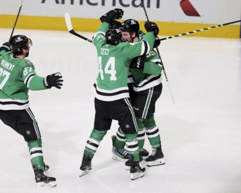 Harley scores on OT power play, Stars beat Jets 2-1 to reach 3rd straight West final