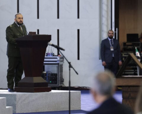 Syria sets deadline for 'small groups' to join Defence Ministry