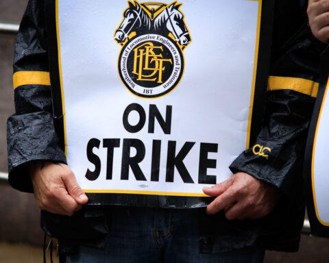 New Jersey Transit reaches tentative deal with engineers union that could end strike
