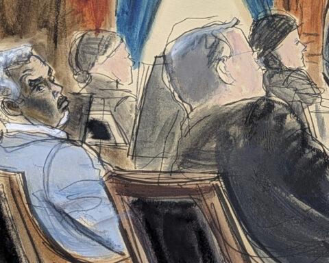 Singer testifies Sean 'Diddy' Combs threatened her with death after she saw him beat his girlfriend