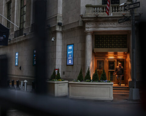 Treasury yields rise, dollar down amid fiscal concerns after US downgrade