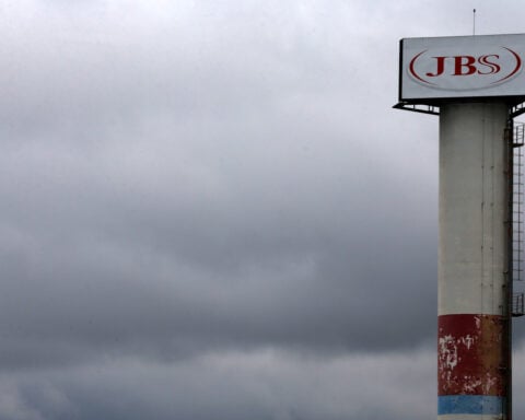 US senator questions Brazilian meatpacker JBS over Trump inaugural fund donations