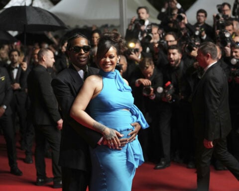 Denzel Washington receives surprise honorary Palme d'Or at Cannes premiere for 'Highest 2 Lowest'