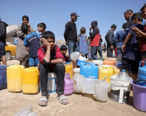 UK pauses trade talks and EU reviews relationship with Israel, as pressure grows on Netanyahu to halt Gaza siege