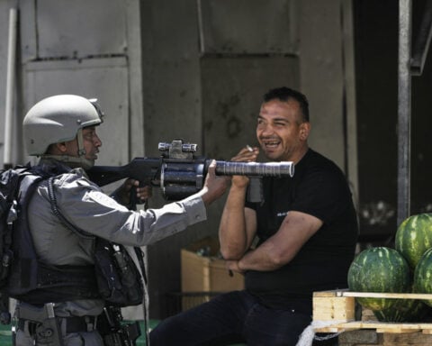 UK suspends free trade talks with Israel and announces sanctions over West Bank settlers