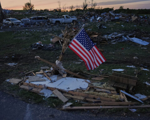 More tornadoes and fewer meteorologists make for a dangerous mix that's worrying US officials