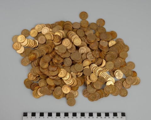 Hikers find mysterious stash of gold hidden on a mountain trail