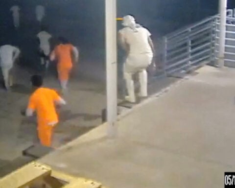 New Orleans jail worker arrested, accused of helping inmates escape