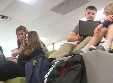 Ohio 8th graders find, fix flaw in state testing essay grading