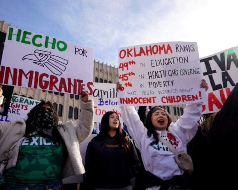 US judge pauses enforcement of Oklahoma immigration law