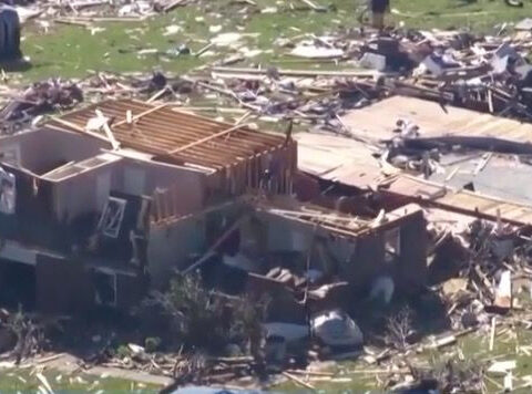 Kentucky firefighters assist tornado clean up efforts