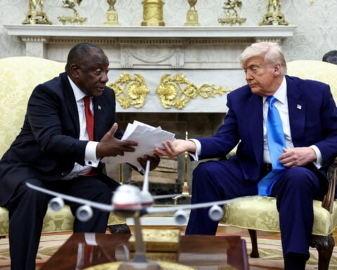 Trump confronts South Africa's Ramaphosa with false claims of white genocide