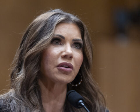 Federal judge orders pretrial detention for man accused of stealing Kristi Noem's purse